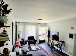 4305 W 5th St APT 4, Los Angeles, CA 90020