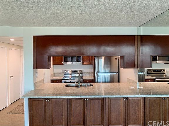 5th image of 2601 E Ocean Blvd Unit 310