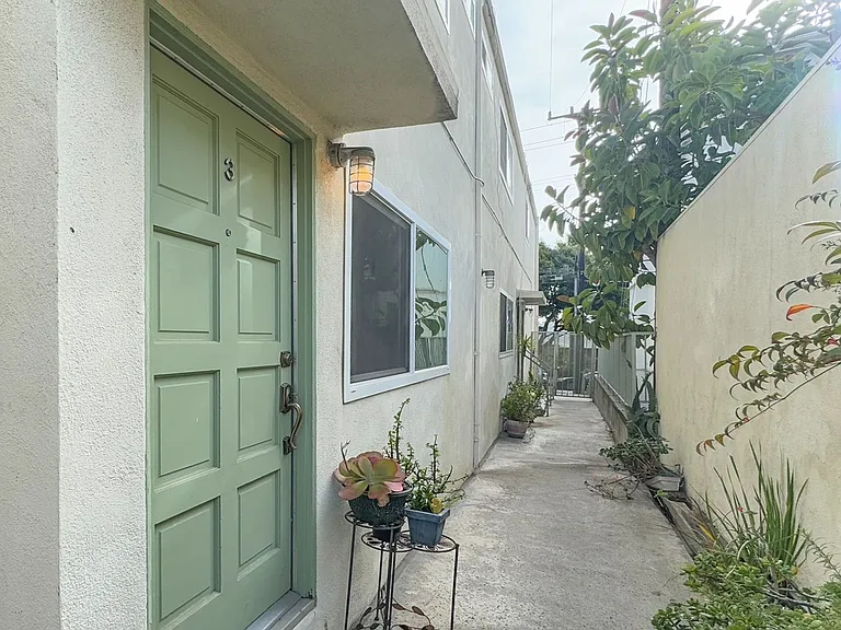 2717 Arizona Ave #3 — Photo 9