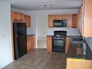 2nd image of 9775 Loughlin Rd