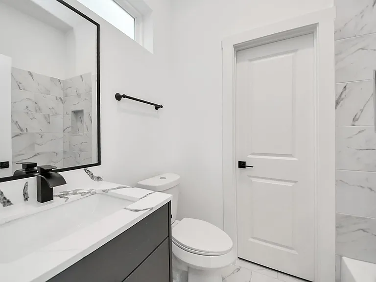 2709 Dennis St — Photo 40