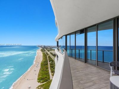 15701 Collins Ave #3203, North Miami Beach, FL, 33160