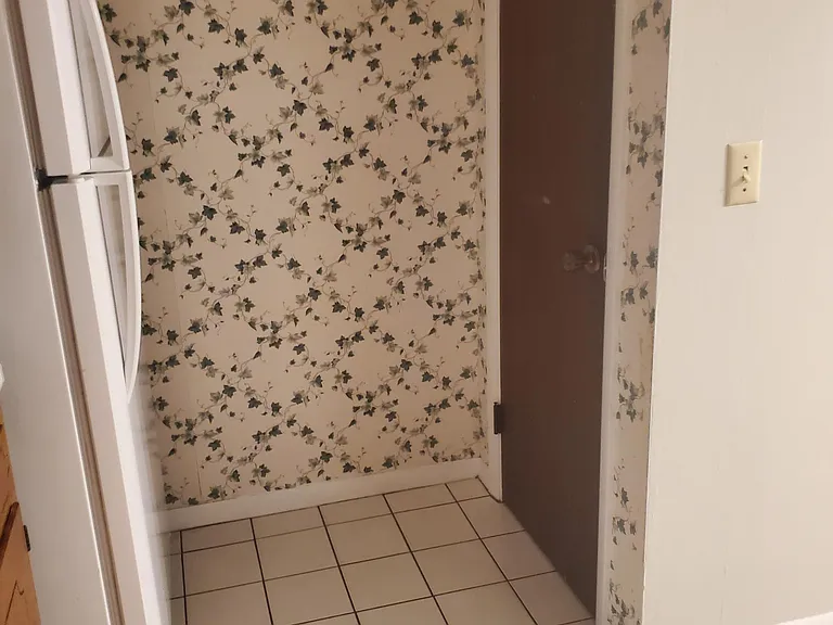 1304 Brockton Dr #B — Photo 13