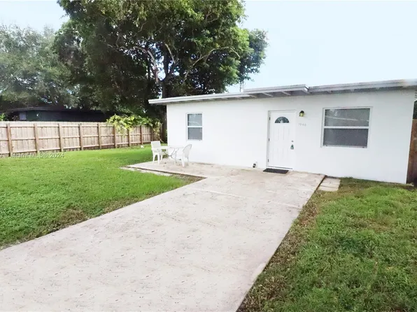 1040 NW 141st St, North Miami, FL 33168
