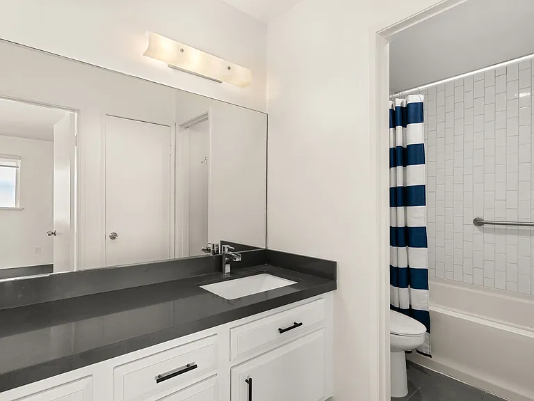 1472 S Camino Real — Photo 18