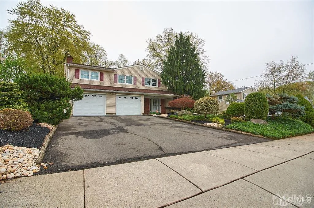 20 Annette Dr photo 1