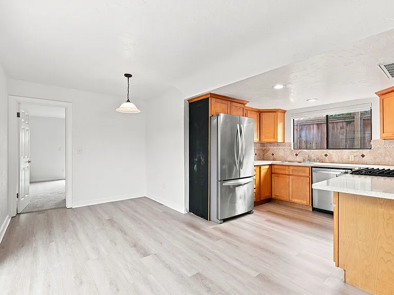 336 Wilkes Cir — Photo 13