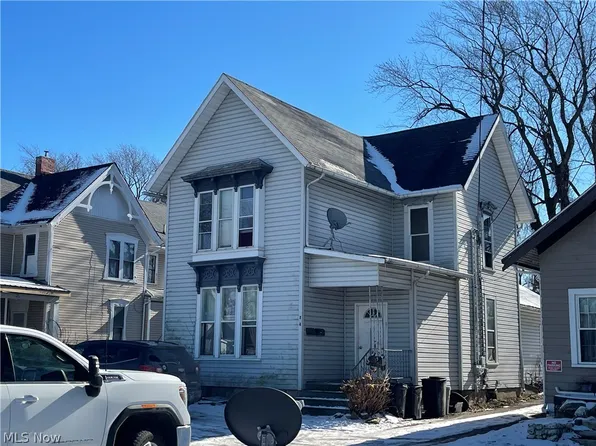 834 Center St, Ashtabula, OH 44004