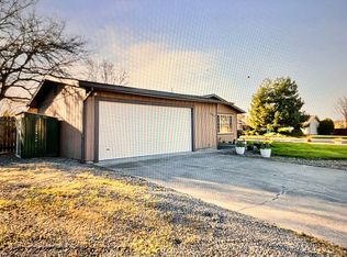4065 Crestwood Cir, Central Pt, OR 97502