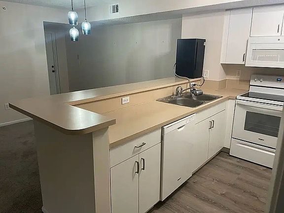 5th image of 1810 Florida Club Cir APT 1209