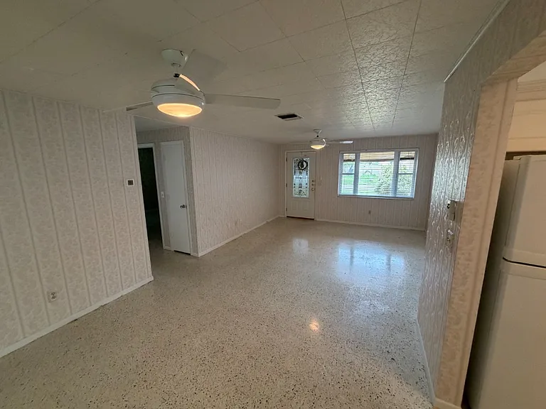 1144 San Remo Dr — Photo 6