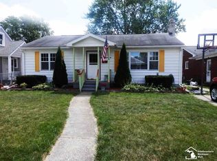 21767 McKinley St, Rockwood, MI 48173