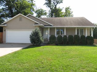 2900 River Ridge Rd, Des Moines, IA 50320