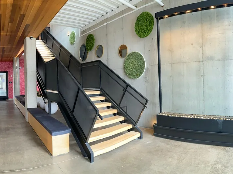 Harlow on Main — Photo 22