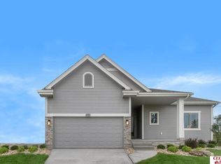 16909 Nebraska Ave, Omaha, NE 68116