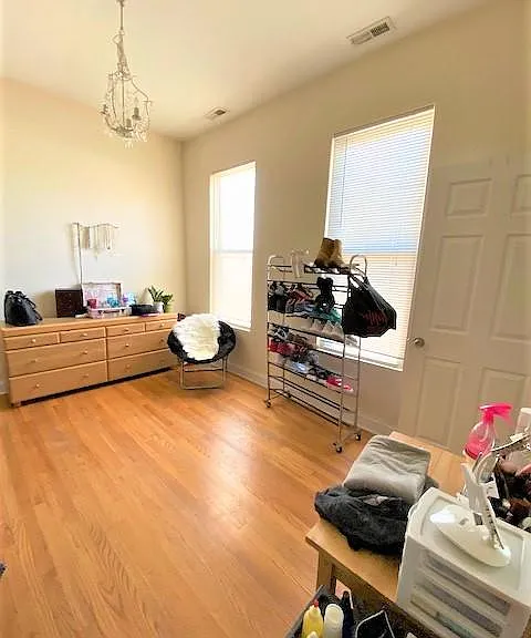 2305 W Grand Ave — Photo 8