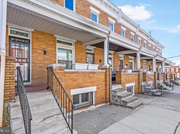 2611 E Hoffman St, Baltimore, MD 21213