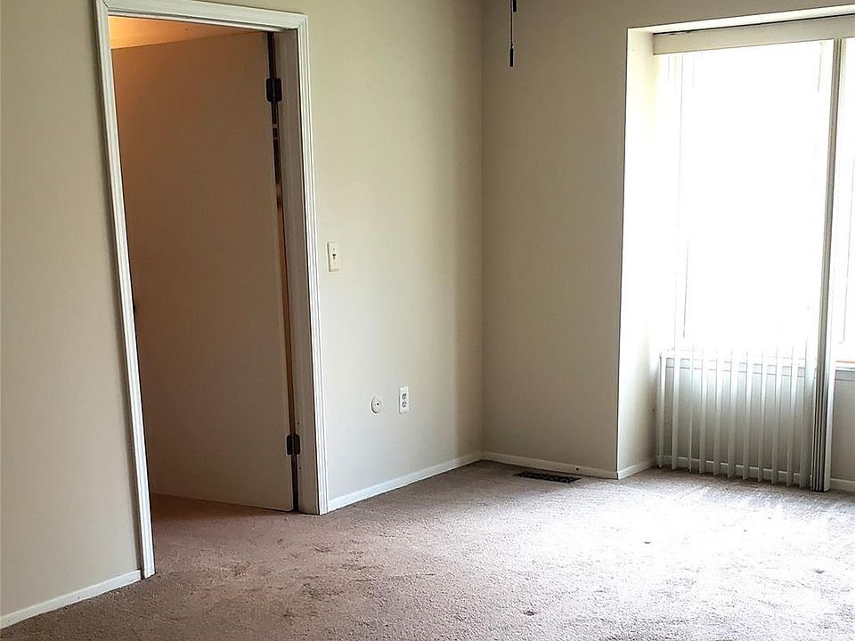 5872 Vassar, photo 25