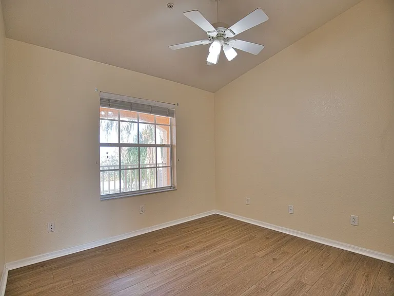 150 L Pavia Blvd #32 — Photo 24