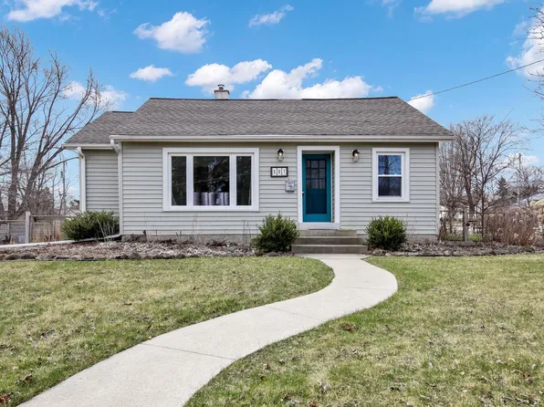 607 North STREET, Grafton, WI 53024