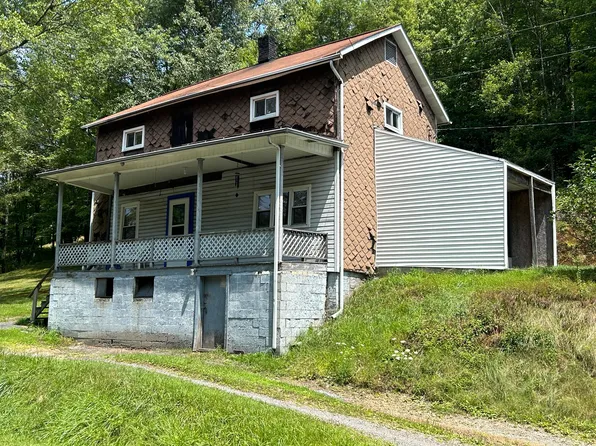 942 Wishaw Rd, Reynoldsville, PA 15851