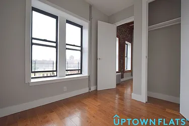 Rented by Uptown Flats LLC