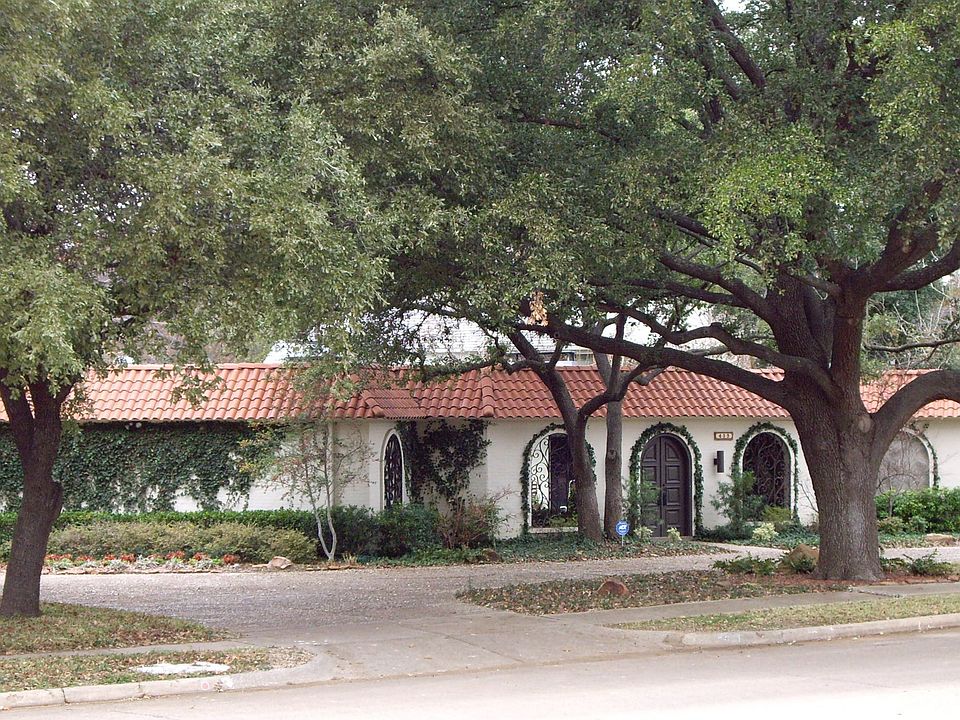 1st image of 435 Fall Creek Dr