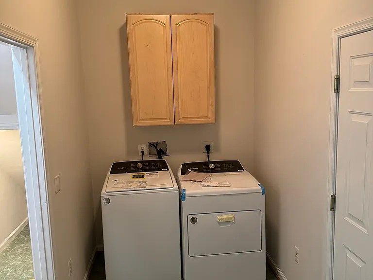 11914 Mary Catherine Dr — Photo 36