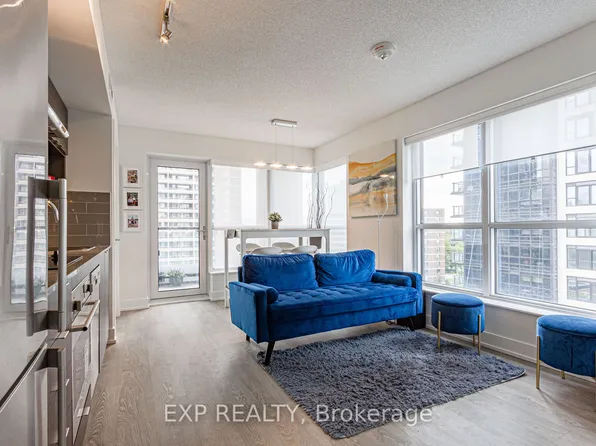 7 Mabelle Ave #804, Toronto, ON M9A 0C9