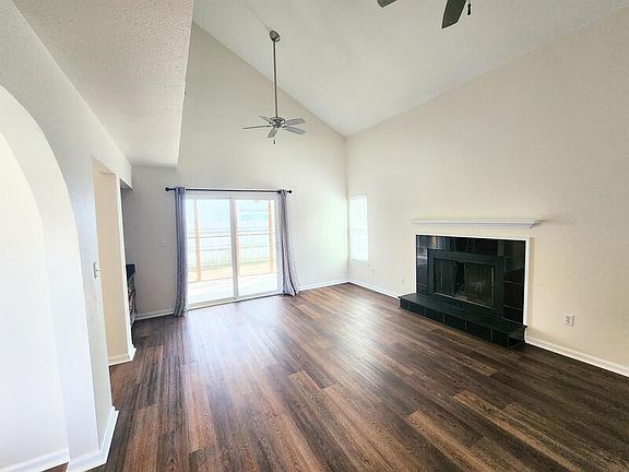 5th image of 5430 Chatham Lake Dr