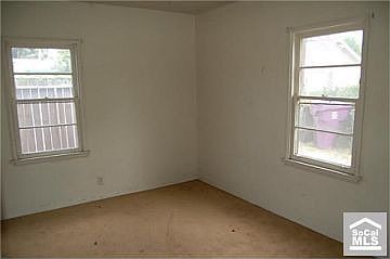 5th image of 4207 N Bellflower Blvd