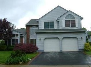 7 Berwick Cir, North Brunswick, NJ