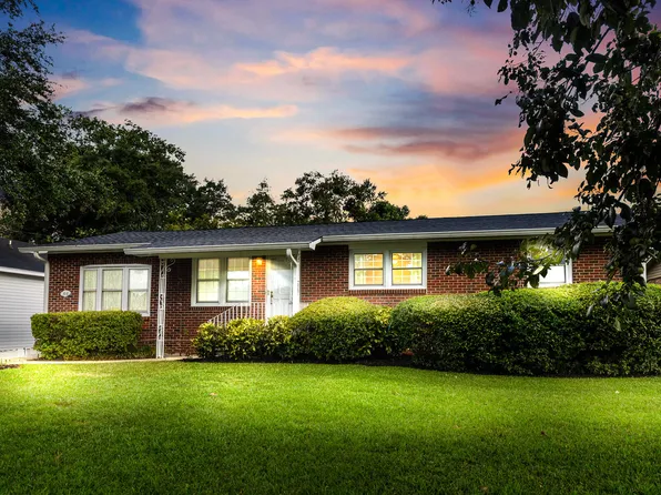 1918 Aichele Dr, Charleston, SC 29406