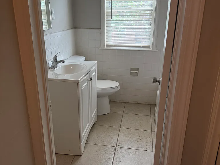 14101 Montrose St #1 — Photo 4