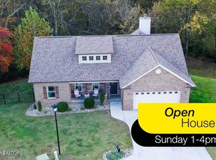 505 Greystoke Ln, Knoxville, TN 37912