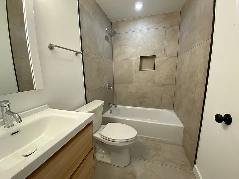 620 N Shedwick St #B2 — Photo 4
