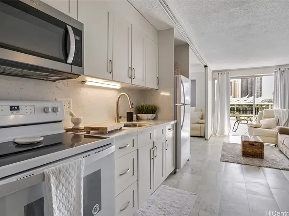 1655 Makaloa St, Honolulu, HI