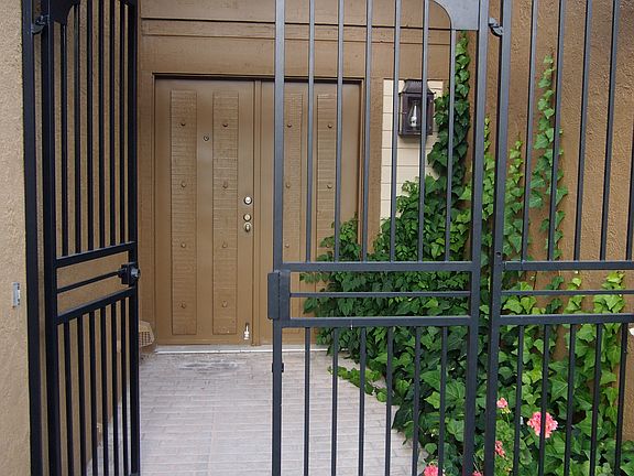 2nd image of 537 Woodcrest Dr