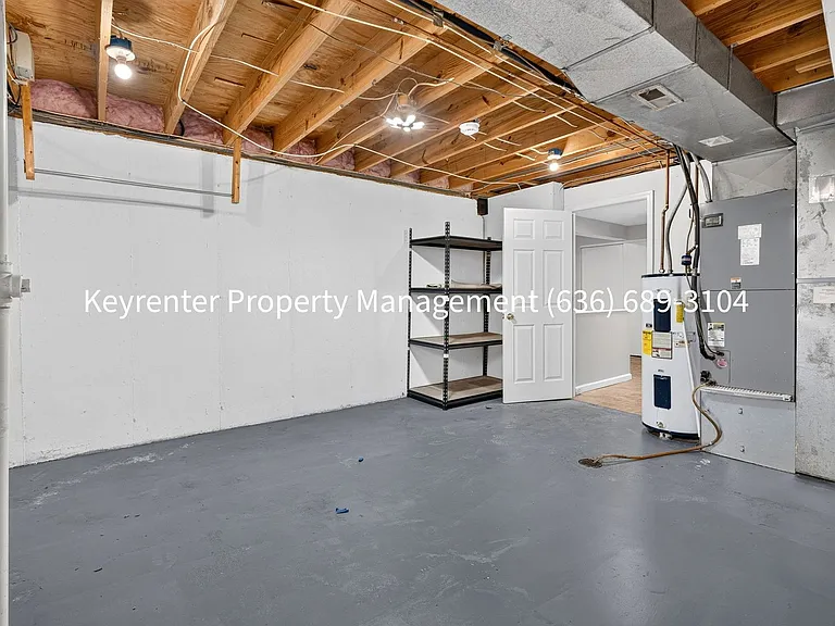 419 Omar Ct — Photo 30