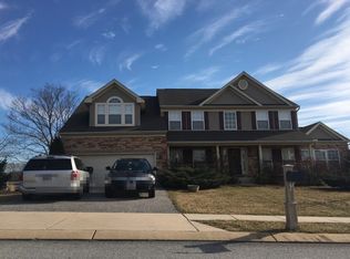 295 Palomino Dr, York, PA 17402