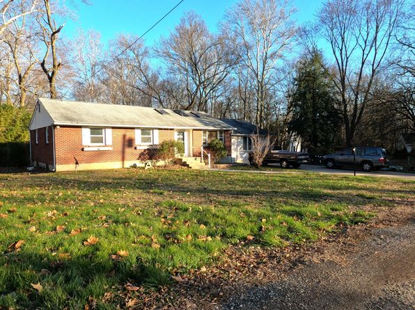 46 Crooked Ln