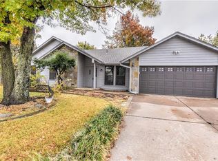 1912 Raquel Rd, Edmond, OK 73003