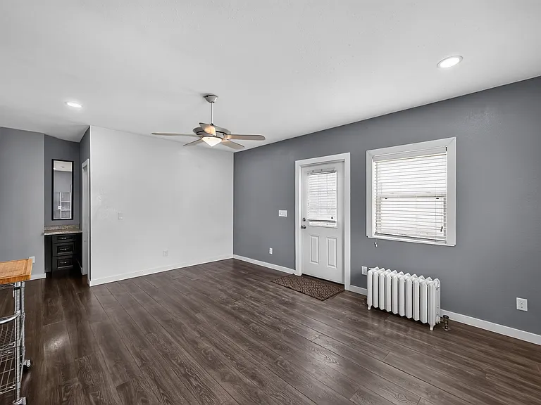 1420 Dayton St — Photo 11