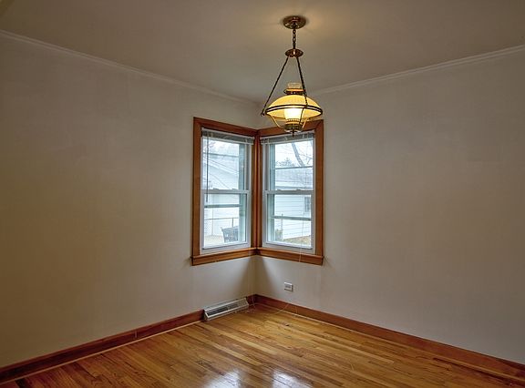 3rd image of 60 Wagner Dr