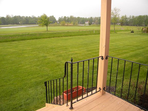 View of the 9th fairway of Glen Oak Golf Course