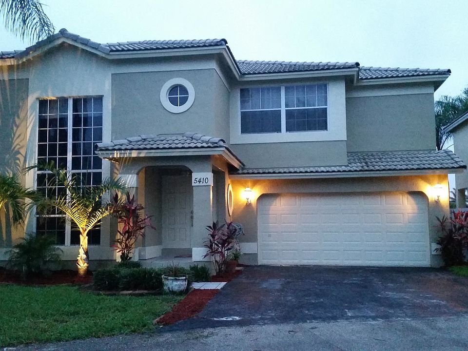 2nd image of 5410 NW 41st Way