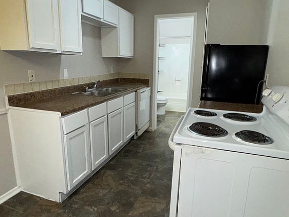 2nd image of 7130 Glen Ter APT 2