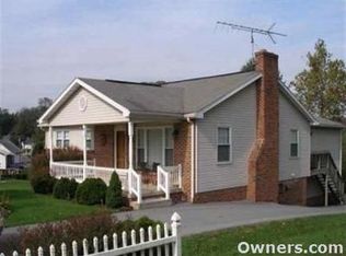 495 Springvale Rd, Red Lion, PA 17356