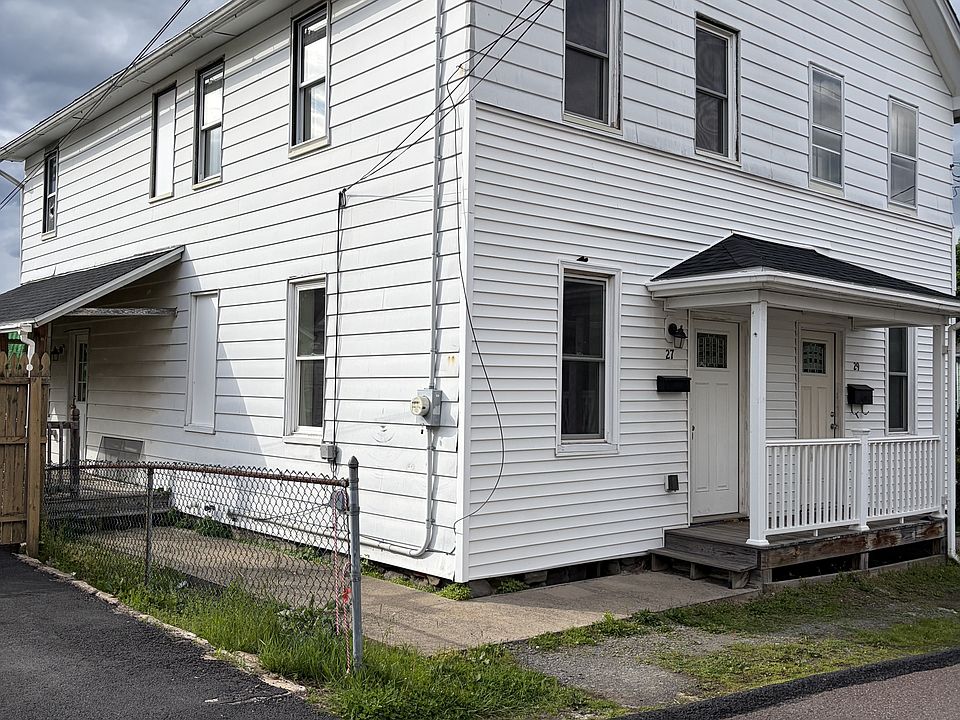 1st image of 27 Vine St #27