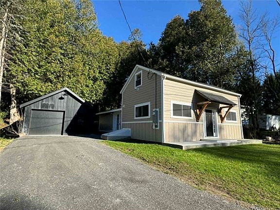 3rd image of 159 Cattown Rd